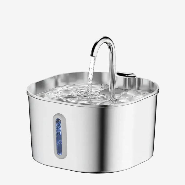 PureFlow™ 2.2L cat water fountain for indoor cats